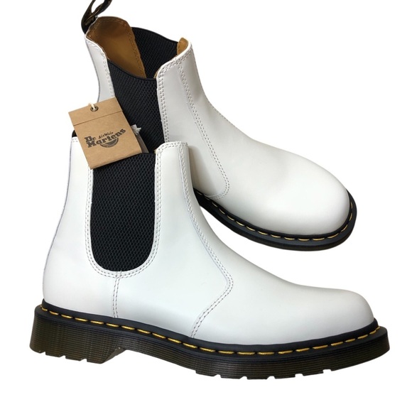 Dr. Martens 2976 Docs White Smooth Leather Chelsea Boots NEW Sz 10 W 9M Combat - Picture 1 of 17